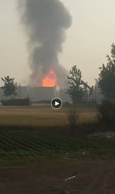 快讯：南阳油田炼油厂发生燃爆事故 火势很大 暂无人员伤亡